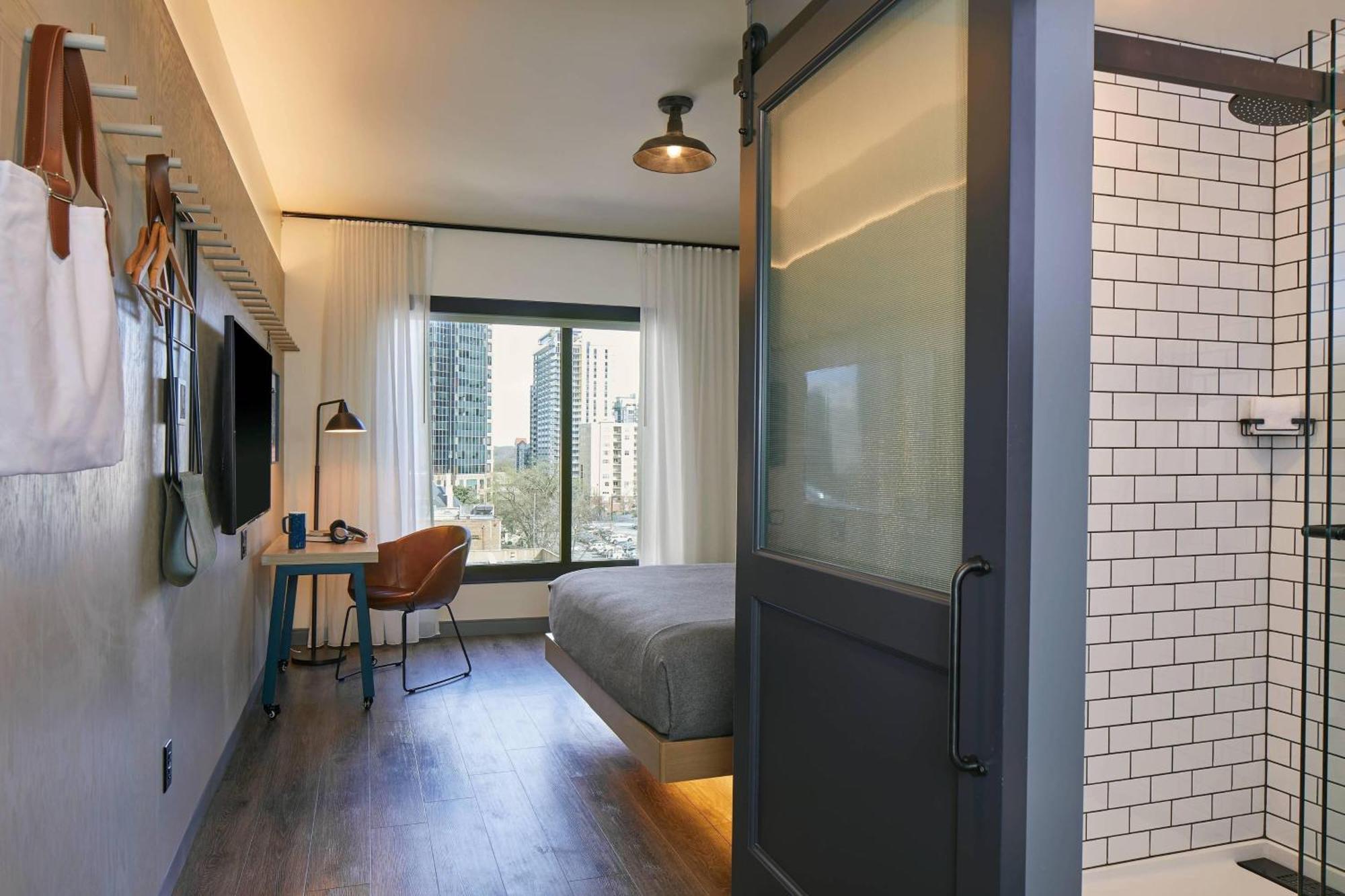Moxy Atlanta Midtown Hotel Exterior photo